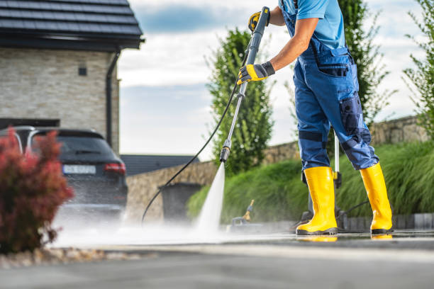 Best Pool Deck Cleaning  in Macarthur, WV